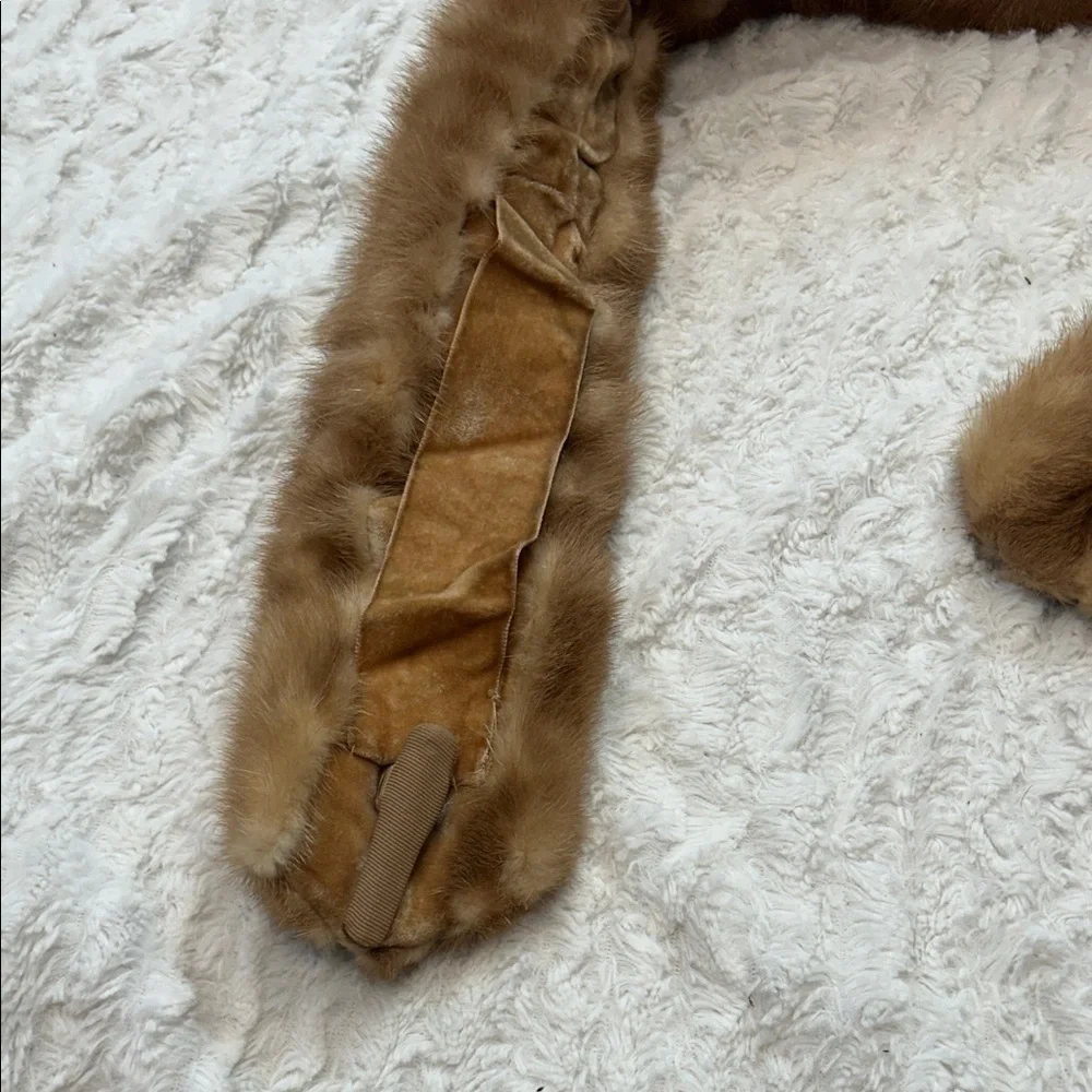 Vintage genuine Mink Fur Clip on Elegant Brown Collar scarf 35” long